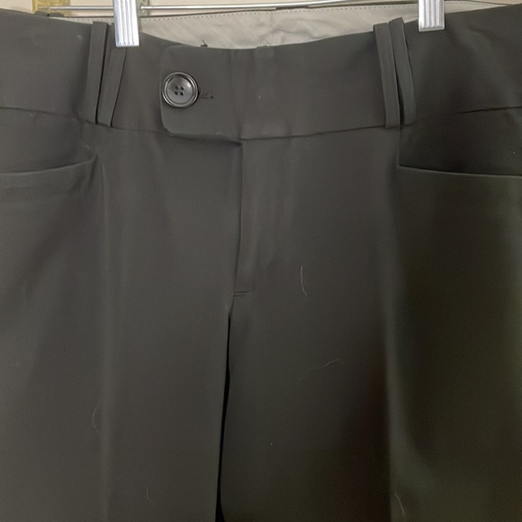 Beautiful Banana Republic Martin Cut Black pants- Sz 8 - Picture 2 of 8